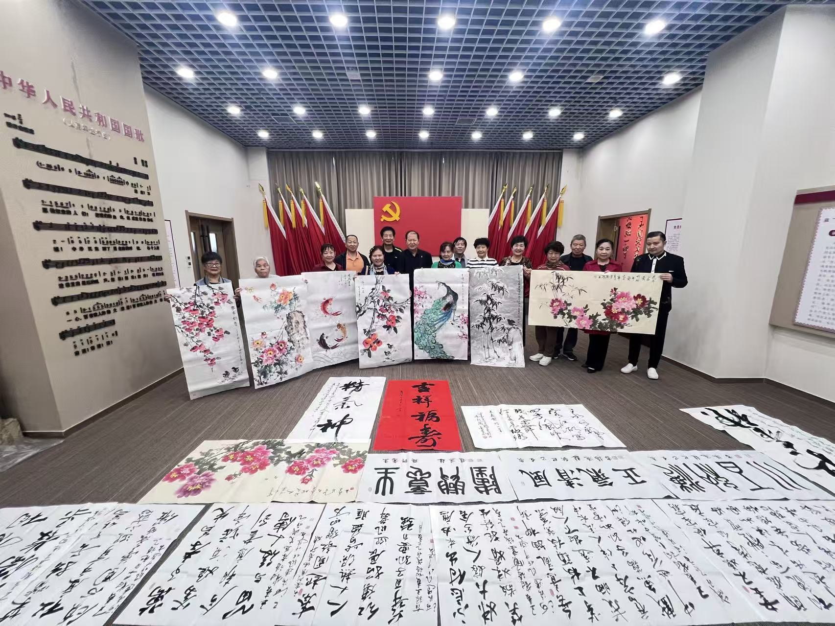 【翰墨丹青颂华诞】新蒲建设集团与河南长生书画院举办国庆主题书画笔会